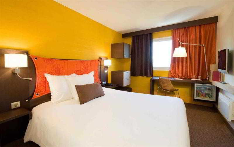 Canal Suites By Popinns Pantin Exterior photo