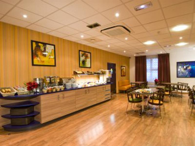 Canal Suites By Popinns Pantin Restaurant photo